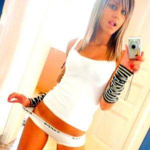 Cheyenne, 22 from Utah | Older Men and Younger Women Dating