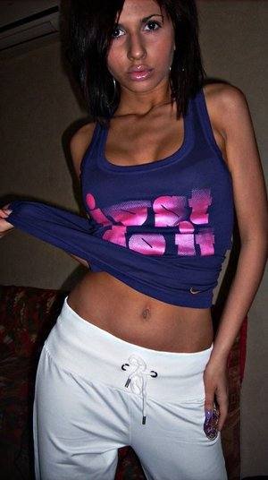 Adrianna, 29, Arkansas | Flirty Adult Profile for Older Men