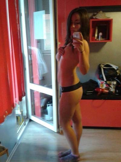 Meet Melanie (29) from Tennessee | FWB Casual Partner