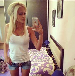 Lauren (28) in Nebraska | Friends with Benefits