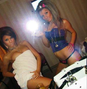 Mina, 18, Maryland | Local FWB Dating Profile