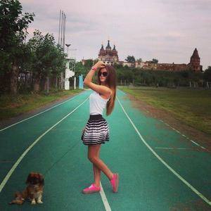 Candace (21) in California | Friends with Benefits