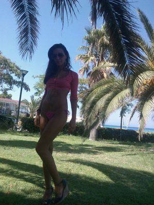 Katherine (21) in North Carolina | Friends with Benefits