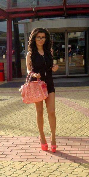 Alisa (19) in Michigan | Friends with Benefits