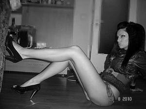 Chat with Savannah (22) | Connecticut Casual Partners