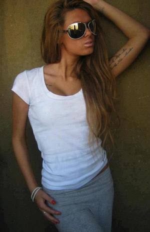 Meet Julianna (26) from Connecticut | FWB Casual Partner