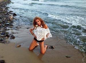 Chat with Alexandra (24) | Nebraska Casual Partners