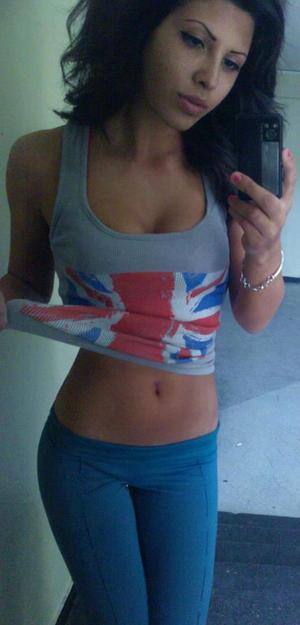 Aimee (25) in Wisconsin | Friends with Benefits