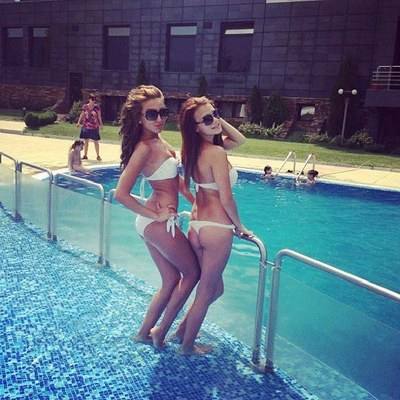 Meet Salma (19) from Connecticut | FWB Casual Partner