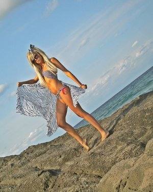 Annabel (26) in Texas | Friends with Benefits