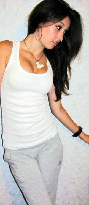 Alayna, 25, California | Local FWB Dating Profile