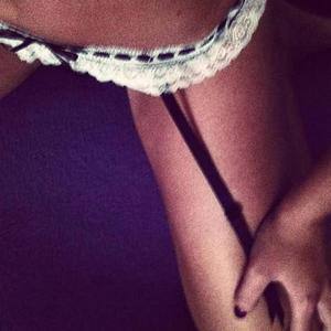 Meet Holly (25) from Maryland | FWB Casual Partner