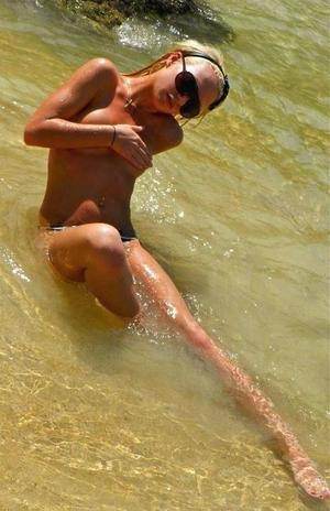 Adult dating profile photo of Lesly (24) in Indiana