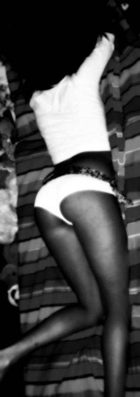 Photo of Yvette (29), adult profile in California