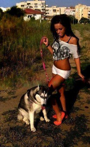 Meet Charlotte (26) from North Carolina | FWB Casual Partner