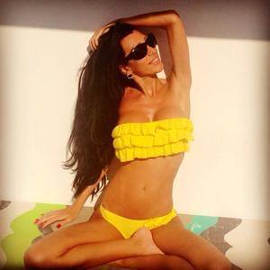 Ayla (28) in Michigan | Friends with Benefits