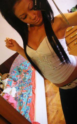 Meet Christy (22) from Quebec | FWB Casual Partner