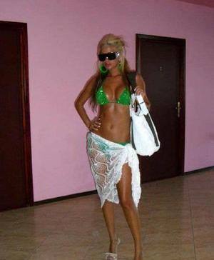 Meet Mackenzie (19) from Minnesota | FWB Casual Partner