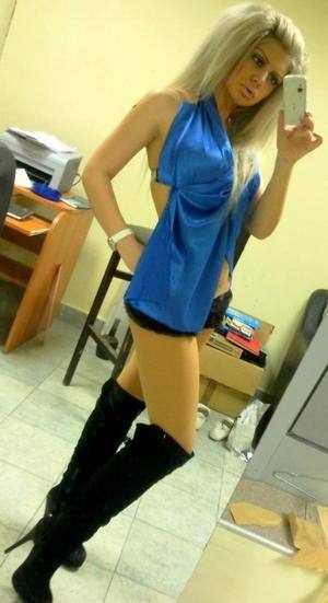 Emmalyn (29) in Connecticut | Friends with Benefits