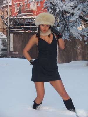 Perla from Illinois is interested in nsa sex with a nice, young man