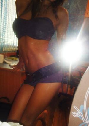 Angelina from Arizona is looking for adult webcam chat