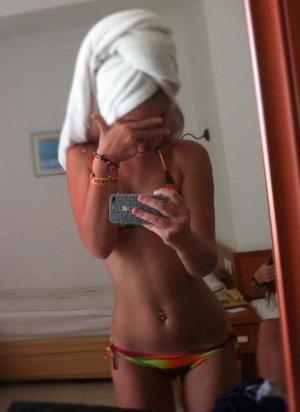 Rocio from New York is looking for adult webcam chat