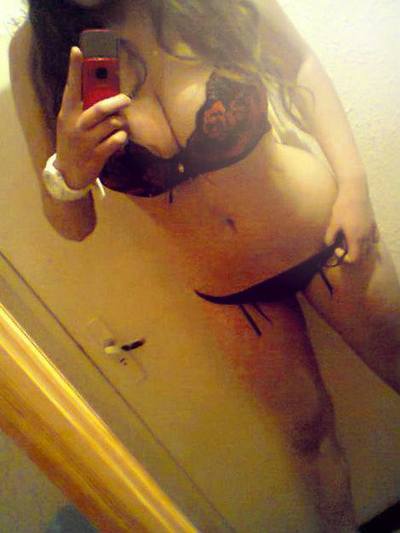 Leslie from New Jersey is looking for adult webcam chat