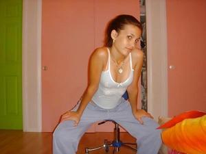 Ellen is a cheater looking for a guy like you!