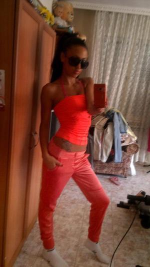 Emma from California is looking for adult webcam chat