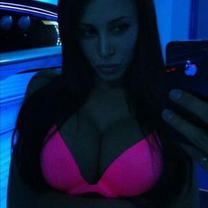 Karissa from Tennessee is interested in nsa sex with a nice, young man