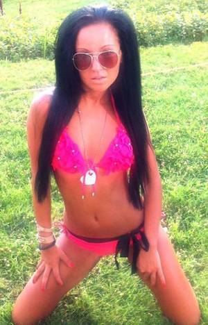 Charlena from Oklahoma is looking for adult webcam chat