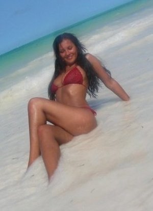 Cheaters like Katlyn from Florida are looking for you
