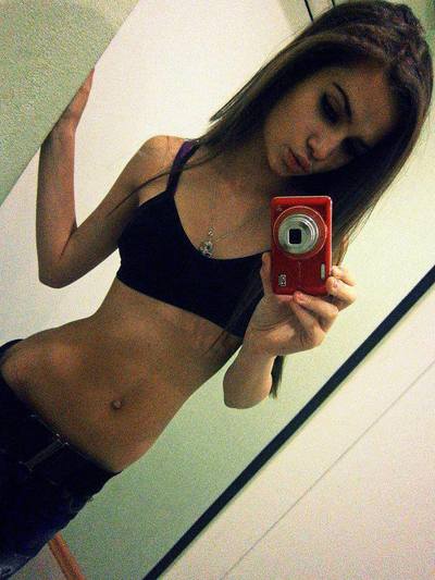 Looking for local cheaters? Take Annette from New York home with you