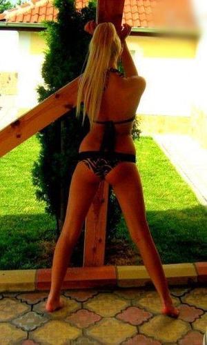 Looking for girls down to fuck? Natasha from Colorado is your girl