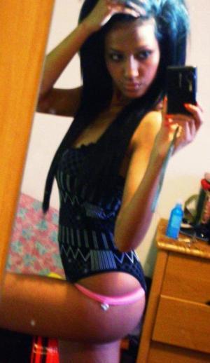 Brandy from New Jersey is looking for adult webcam chat