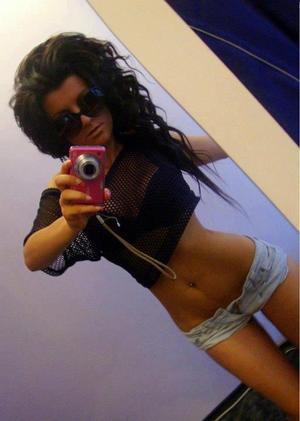 Meet local singles like Julianna from Nevada who want to fuck tonight