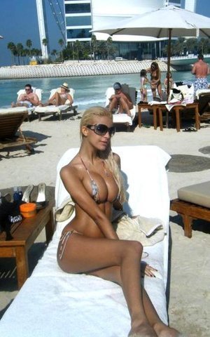 Escorts like Edith are down to fuck you now!
