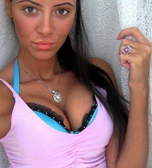 Janie from Arkansas is the best local fuck buddy you can ever find