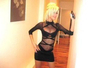 Shantelle from Illinois is looking for adult webcam chat