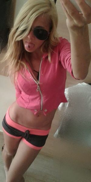 Lacy is a cheater looking for a guy like you!