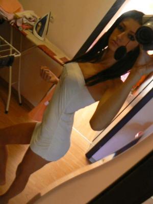 Looking for girls down to fuck? Lisa from New York is your girl