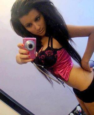 Gloria from Florida is DTF, are you?