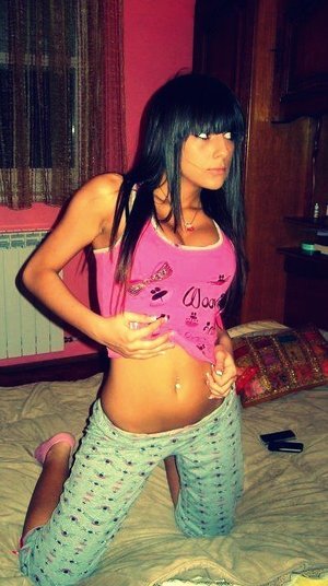 Bethany from Kansas is the best local fuck buddy you can ever find