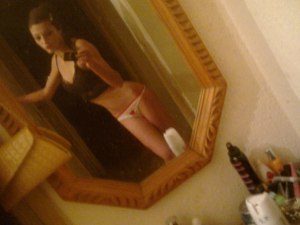Meet local singles like Zaniyah from Florida who want to fuck tonight