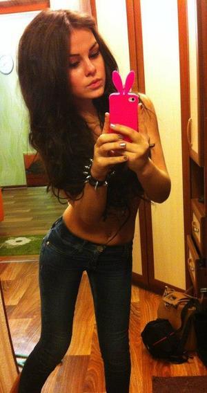 Meet local singles like Leticia from Virginia who want to fuck tonight