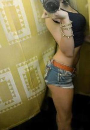 Kayden from Florida is interested in nsa sex with a nice, young man