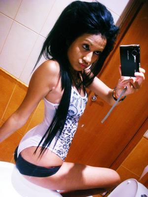 Lizeth from California is interested in nsa sex with a nice, young man