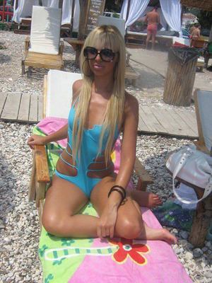Sara from California is interested in nsa sex with a nice, young man