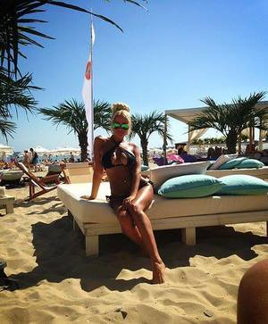 Shauna is a cheater looking for a guy like you!