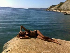 Meet local singles like Alexandria from Hawaii who want to fuck tonight